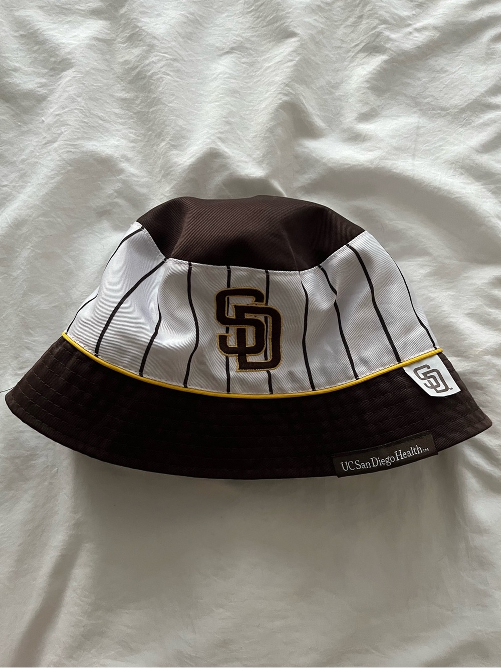 San Diego Padres Reversible Bucket Hat — Brown & White
